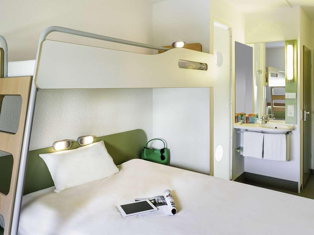 Ibis Budget Concarneau Room photo