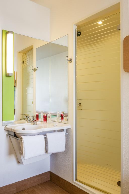 Ibis Budget Concarneau Exterior photo